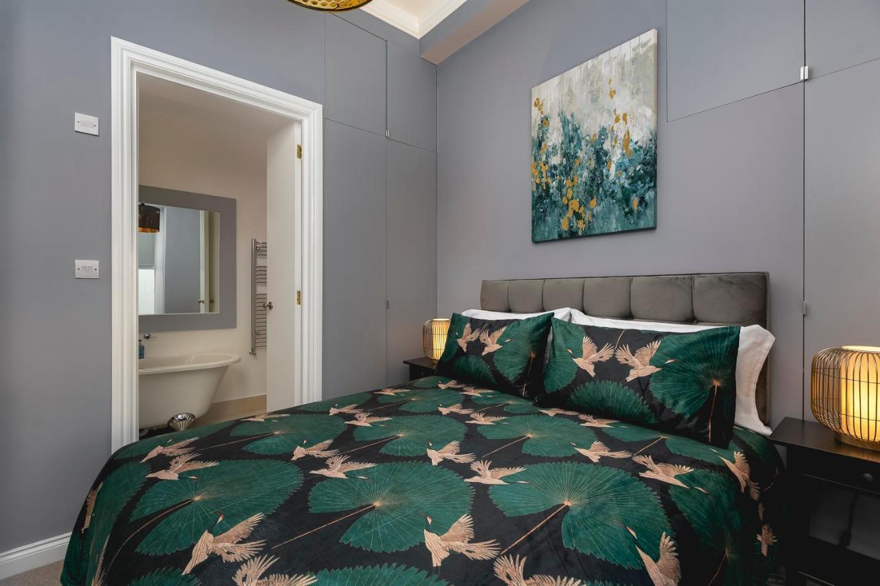 Marine Parade Sea View 2-Bedroom Apartment Brighton Екстериор снимка